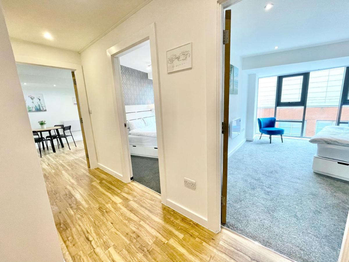 Апартаменти The Works-Fresh 2Bed In Centre, Opposite Arndale. Манчестер Екстер'єр фото