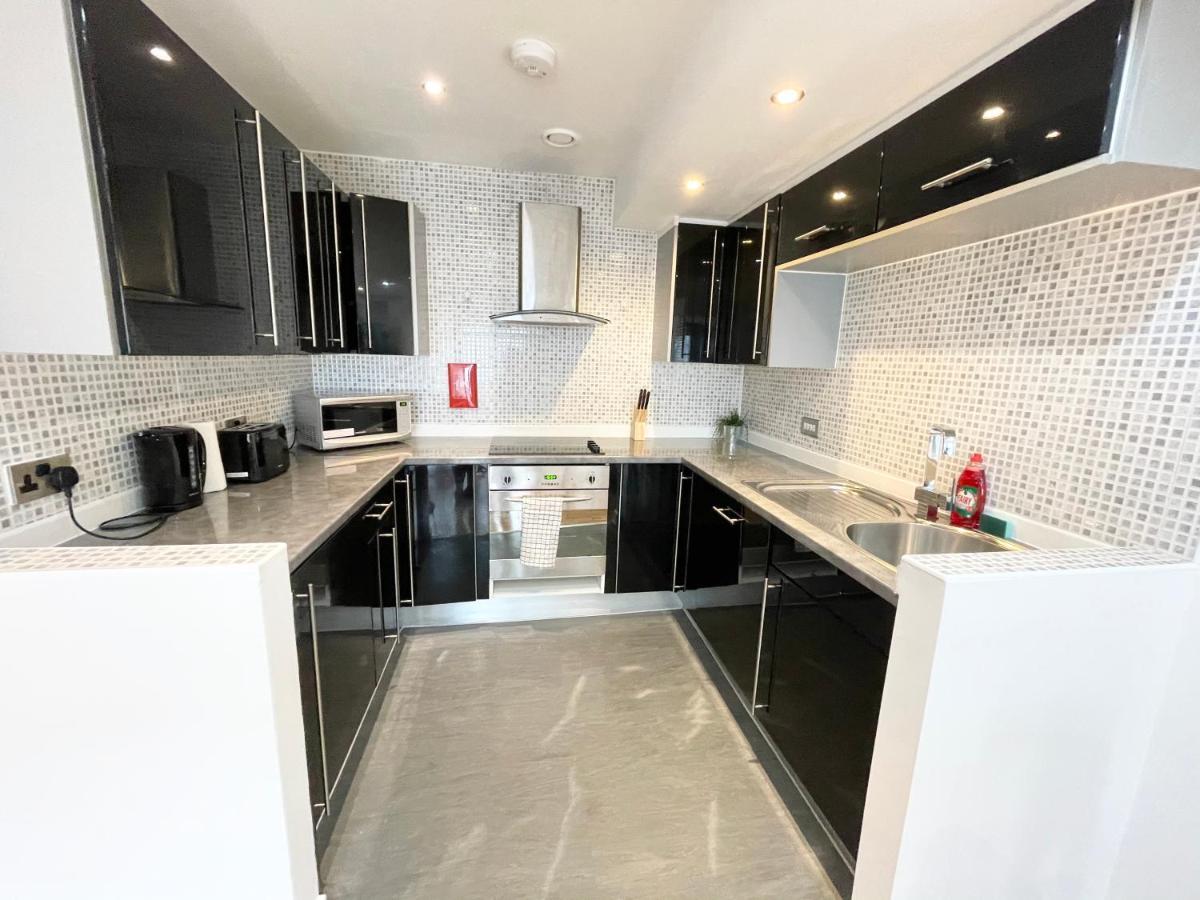 Апартаменти The Works-Fresh 2Bed In Centre, Opposite Arndale. Манчестер Екстер'єр фото
