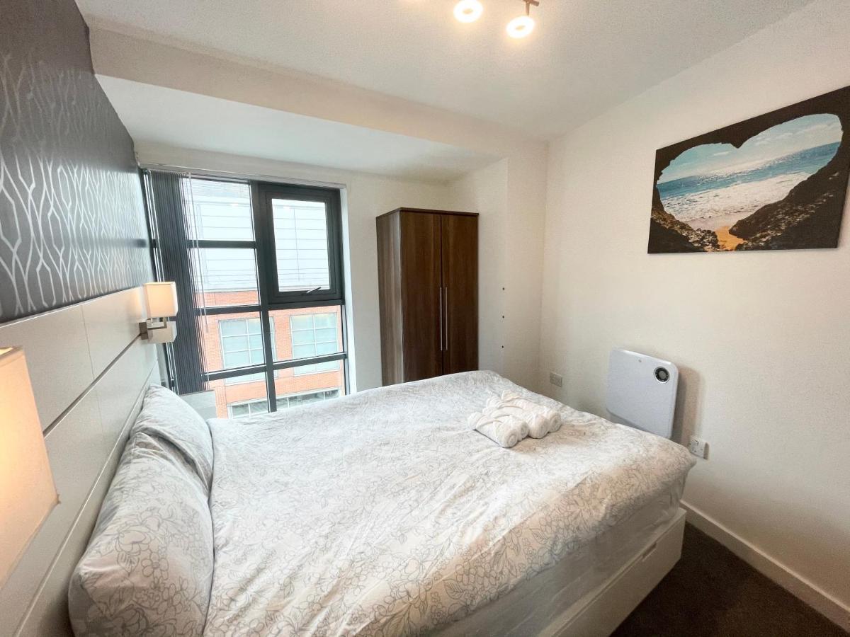 Апартаменти The Works-Fresh 2Bed In Centre, Opposite Arndale. Манчестер Екстер'єр фото