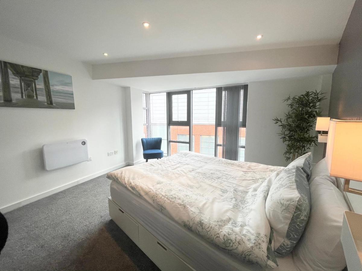 Апартаменти The Works-Fresh 2Bed In Centre, Opposite Arndale. Манчестер Екстер'єр фото