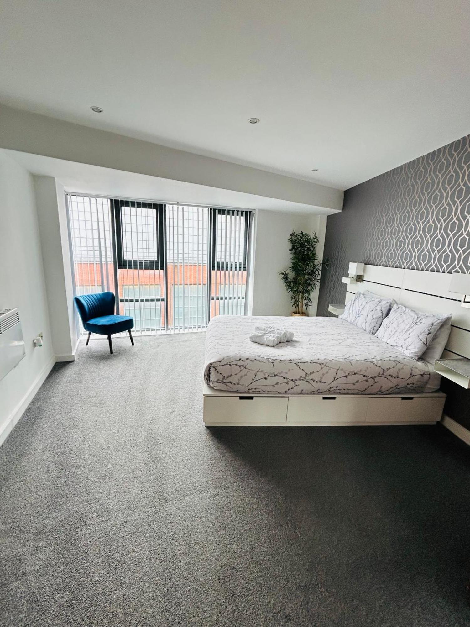 Апартаменти The Works-Fresh 2Bed In Centre, Opposite Arndale. Манчестер Екстер'єр фото
